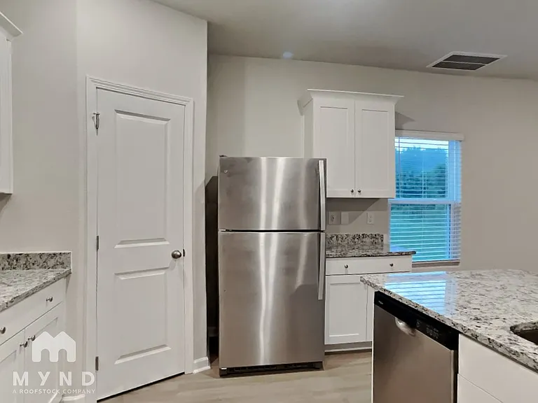 40 Royal Meadow Dr — Photo 10