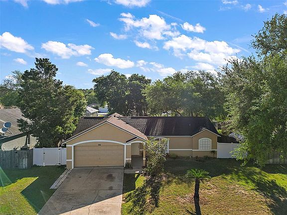 2nd image of 1020 High Ridge Ct