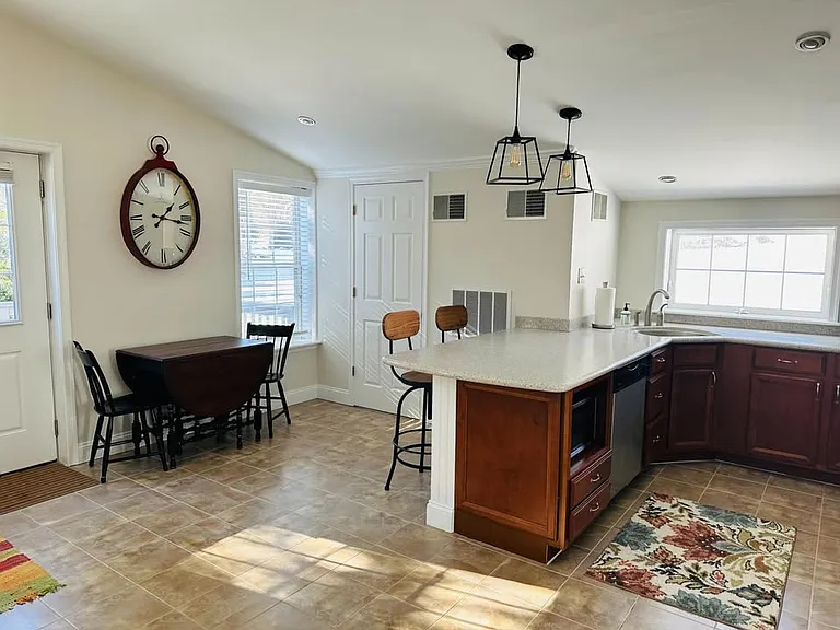 3045 Conestoga Rd — Photo 3