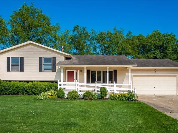 1384 Thomas Dr, Dresden, OH 43821
