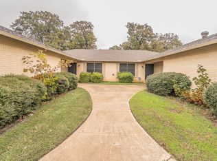 512 Billie Ruth Ln, Hurst, TX 76053