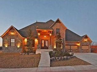 2701 Mesquite Ln, Edmond, OK 73034