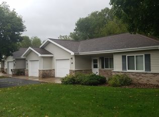 4380 Fireclay Ct APT 27, La Crosse, WI 54601