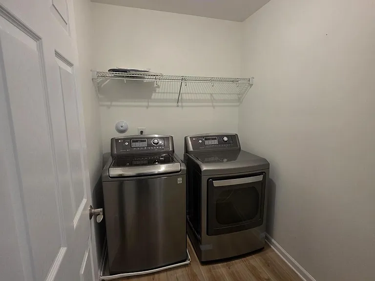 4209 Auburn Hills Dr — Photo 29