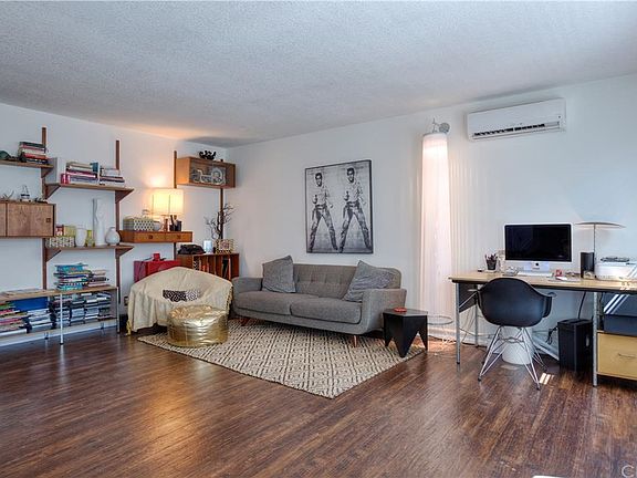 3rd image of 326 University Dr