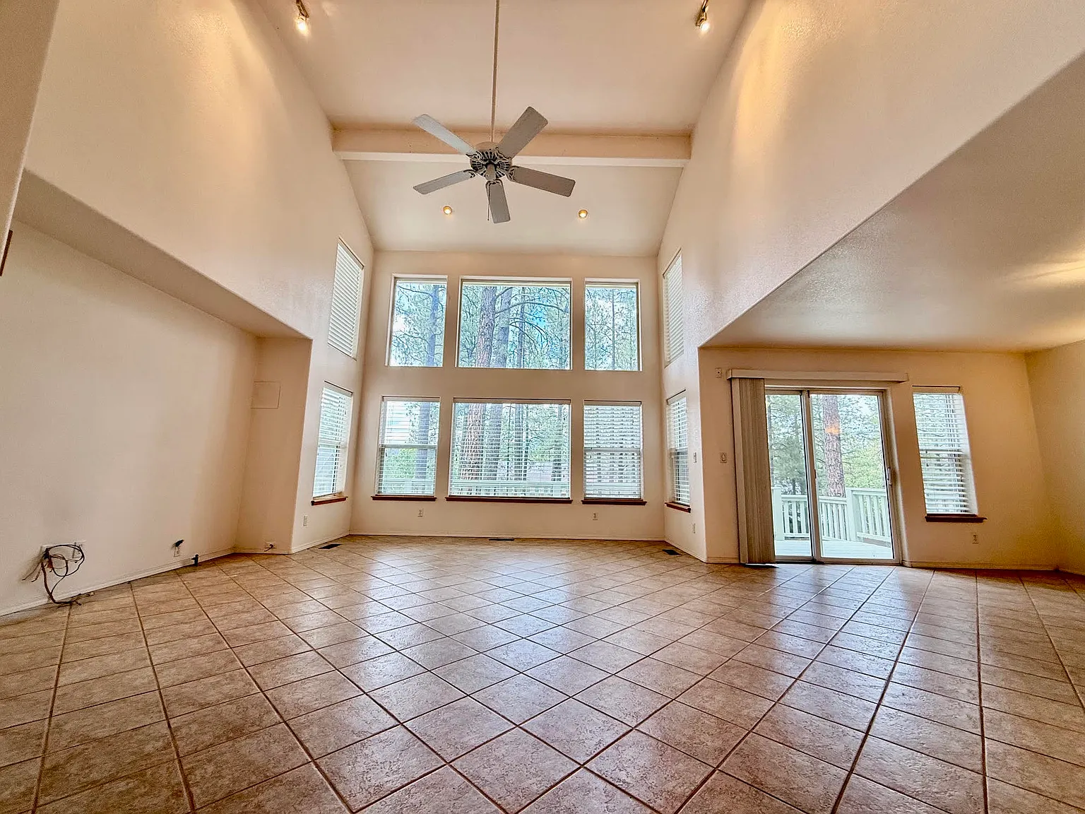 3 bed, 2.5 bath, 2188 sqft, $2,780 — Photo 4