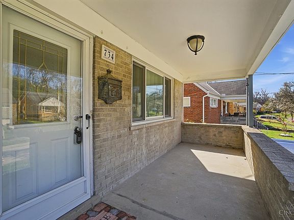 5th image of 734 Wilbud Dr
