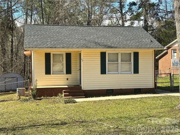 7 Rosewood Ln, York, SC 29745