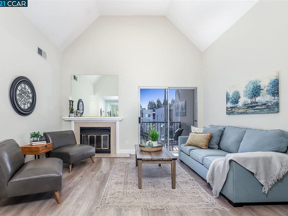1st image of 3183 Wayside Plz APT 319