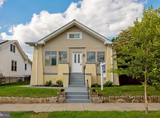 1014 Douglas St NE, Washington, DC 20018