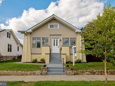 1014 Douglas St NE, Washington, DC, 20018