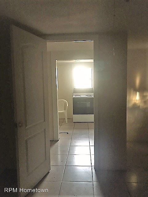 2nd image of 404 W Saint Louis St