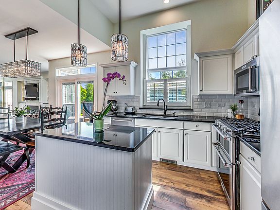 3rd image of 36883 N Fernview Ln