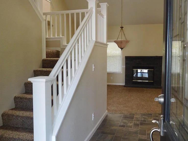 5809 W Menlo Ave — Photo 7