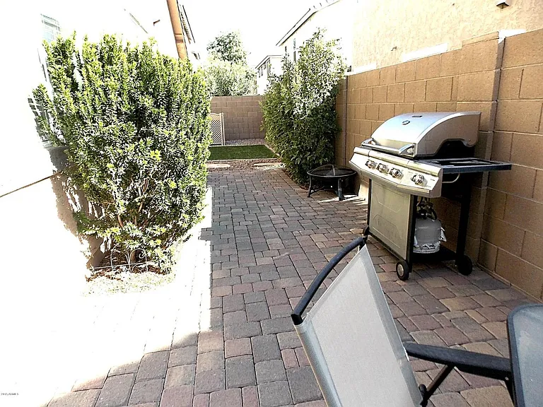 4147 E Fairbanks St — Photo 32
