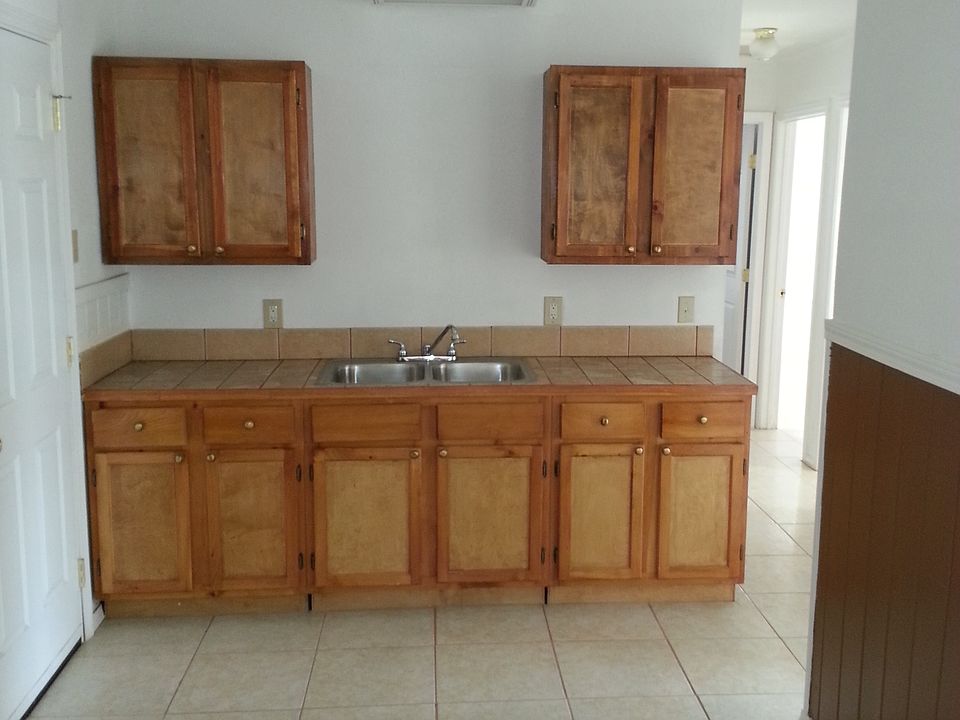 2nd image of 3811 Motes Dr
