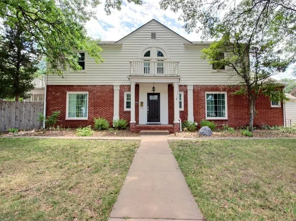 5119 E Douglas Ave, Wichita, KS 67218