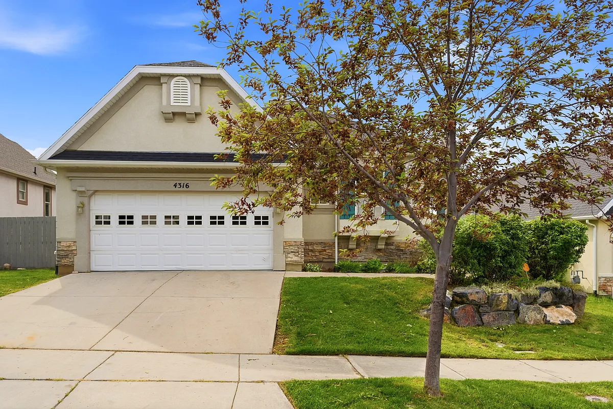 Building Photo - 4316 N Chestnut Oak Dr