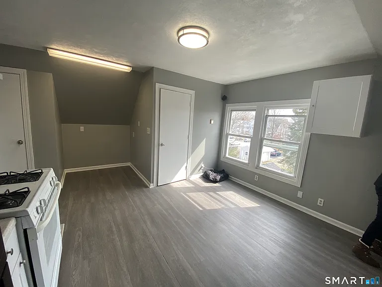 358 Blohm St — Photo 2