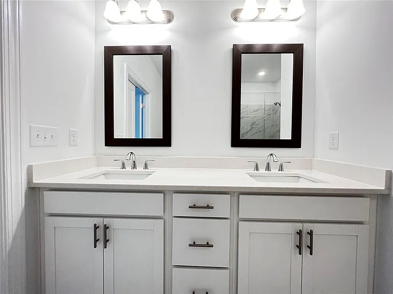 235 Sims Park Pl — Photo 19