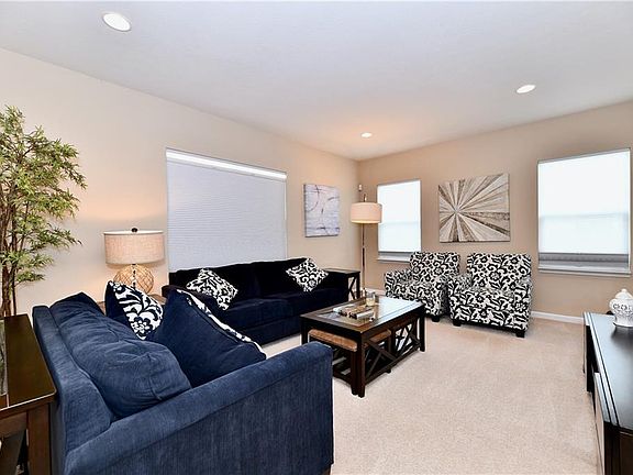 3rd image of 5696 W Crestview Trl