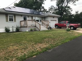 9 Curren St, Hazlet Township, NJ
