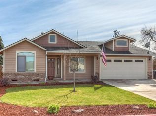 3656 Bursell Rd, Central Pt, OR 97502