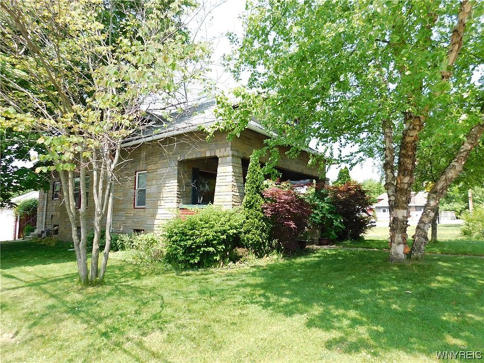238 Buffalo St, Gowanda, NY 14070 Zillow