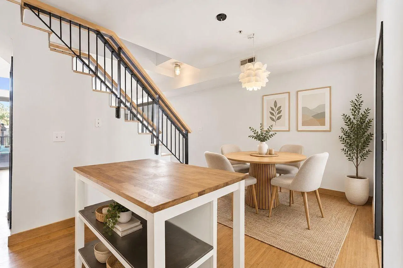 2 bed, 1.5 bath, 1133 sqft, $1,899 — Photo 4