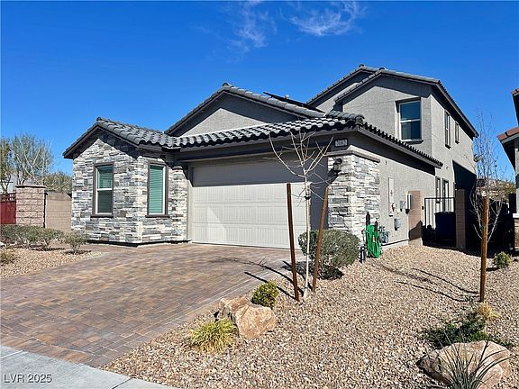 2nd image of 7082 Sayonara Vista St