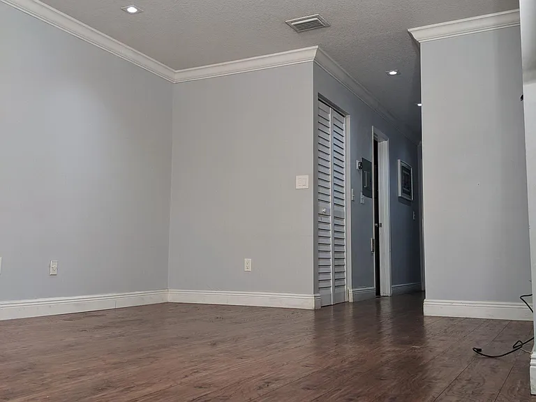 12205 SW 16th Ter #A104 — Photo 7