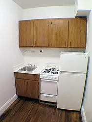 Rented by Glasser Realty LLC