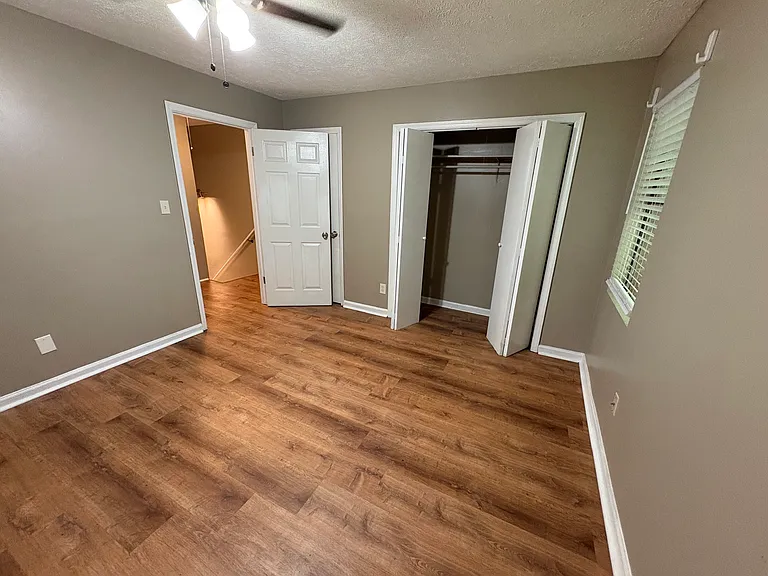 240 Park Rd SW #A — Photo 5