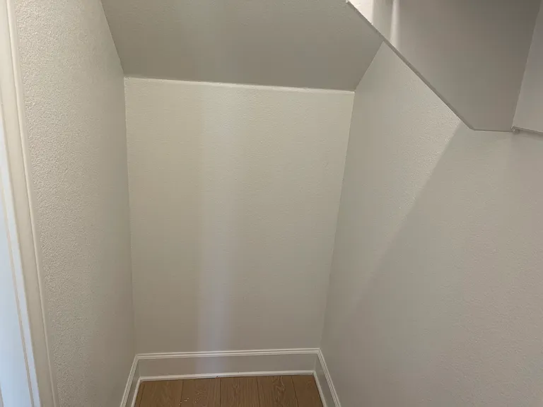 1411 Windermere Way — Photo 6