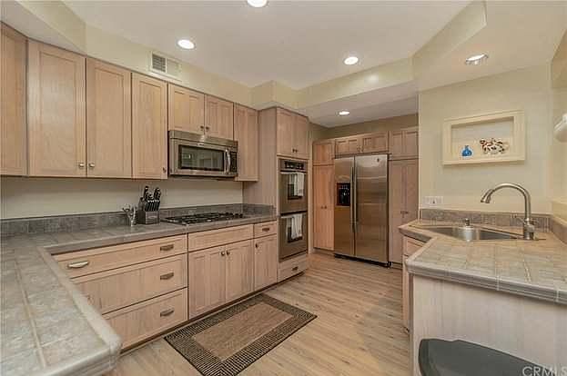 1st image of 335 E Marshall Pl