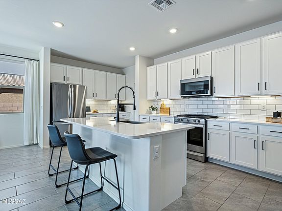 4th image of 5467 W San Francisco Trl