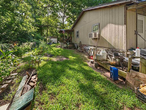 4th image of 2909 Laura Lee Ln