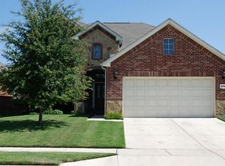 5745 Sapphire Pool Trl, Fort Worth, TX 76244
