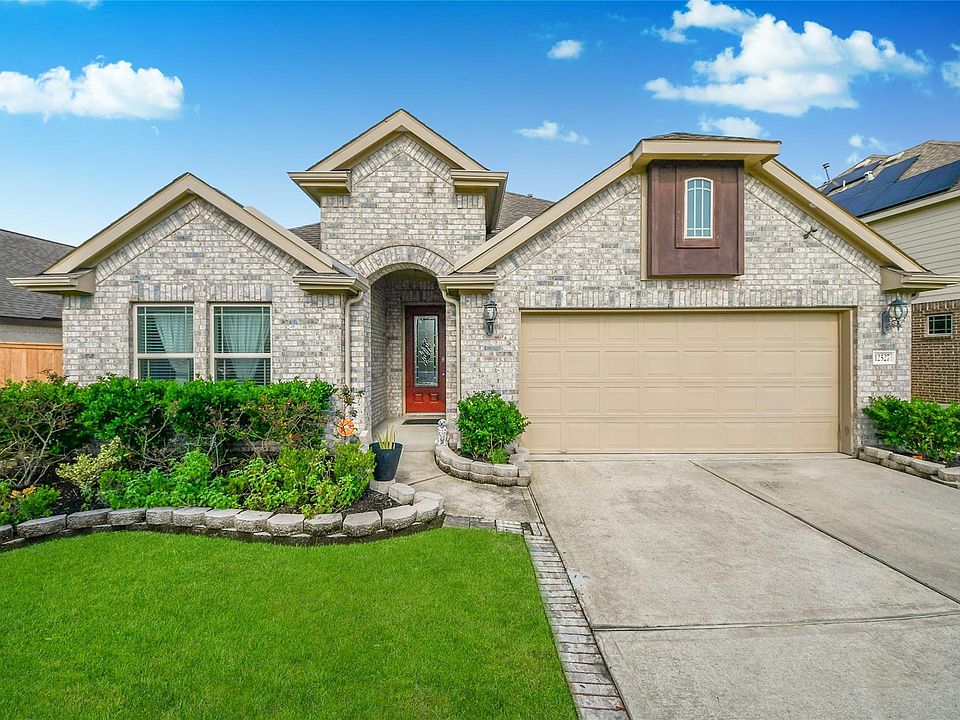 1st image of 12527 Sabine Point Dr