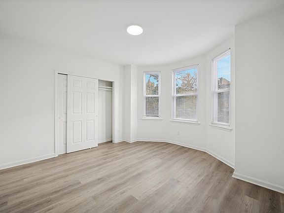 2nd image of 1225 W Silver St Floor 2