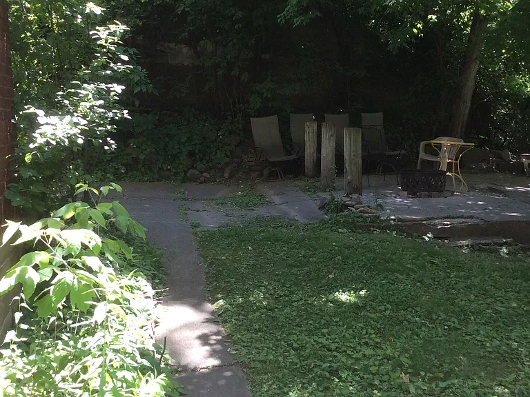 6 Barton Ave SE #4 — Photo 23