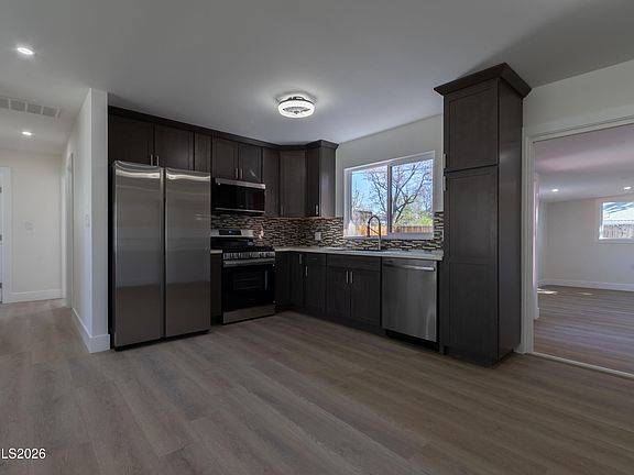 5th image of 1605 Marian Ave