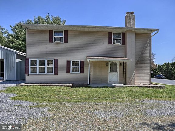 3rd image of 2445 Union Canal Dr