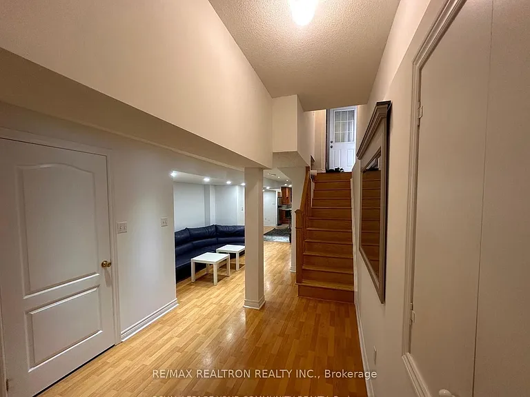 20 Maple Forest Dr #BASEMENT — Photo 9