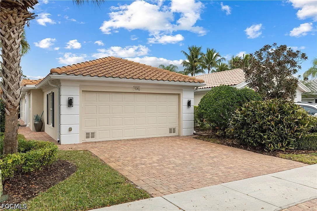 2 bed, 2.0 bath, 1534 sqft, $4,100 — Photo 2