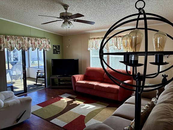 2nd image of 7080 SE Carrotwood Ln #B11008