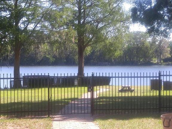 5th image of 1531 Lawndale Cir