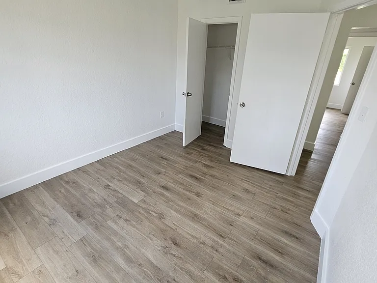 450 NW 84th St #1 — Photo 13