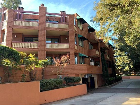 3rd image of 4250 El Camino Real APT B415