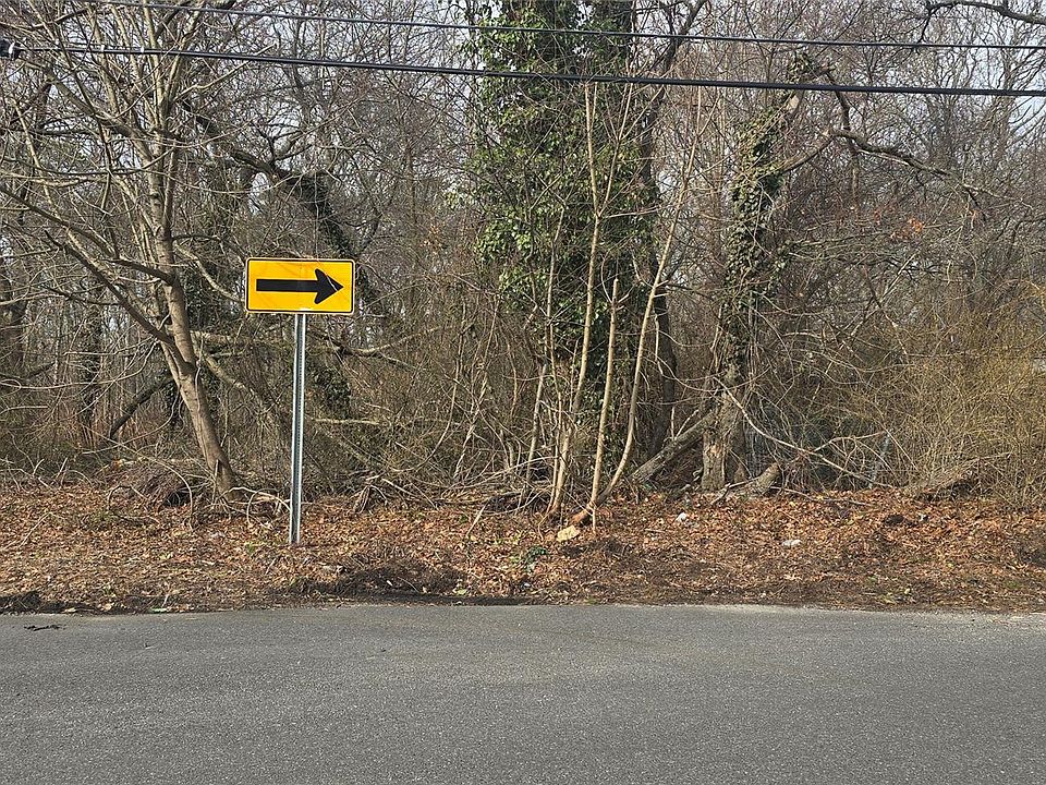 1st image of VL(36) Mastic Boulevard